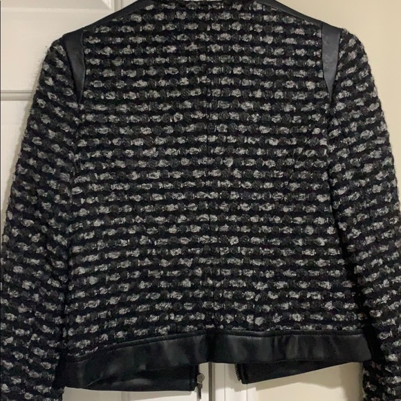 Jacket - Picture 4 of 4